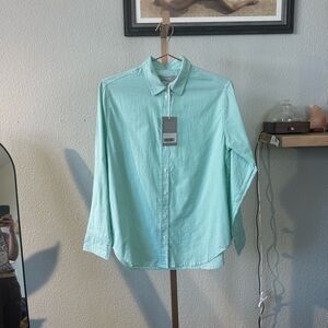 Everlane Light Green Casual Button Down Shirt